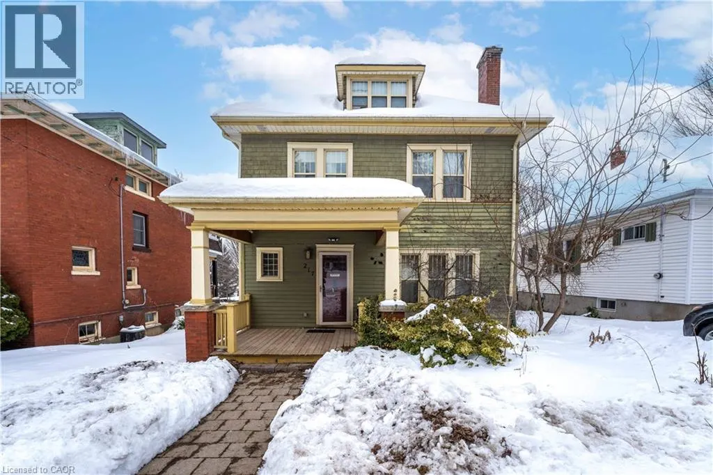 217 EARL Street
