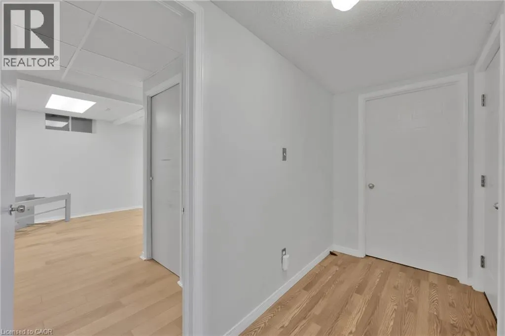 34 PHAIR Crescent