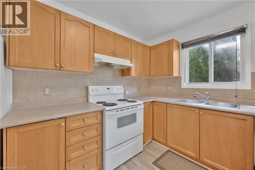 34 PHAIR Crescent