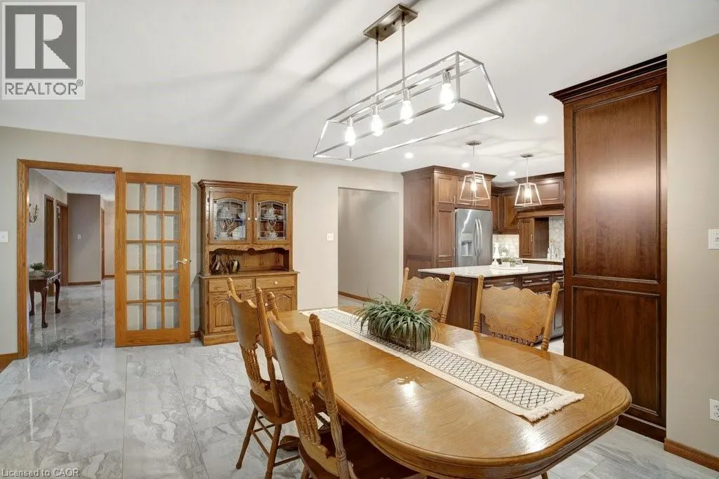 5 COLUMBO Court