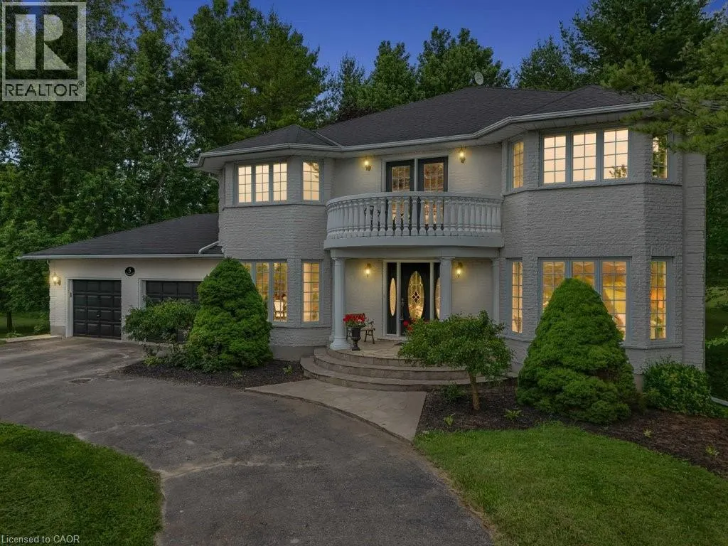 5 COLUMBO Court