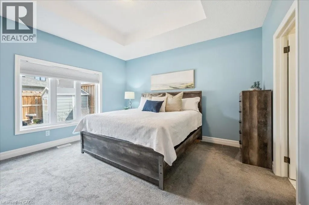 28 BUR OAK Drive