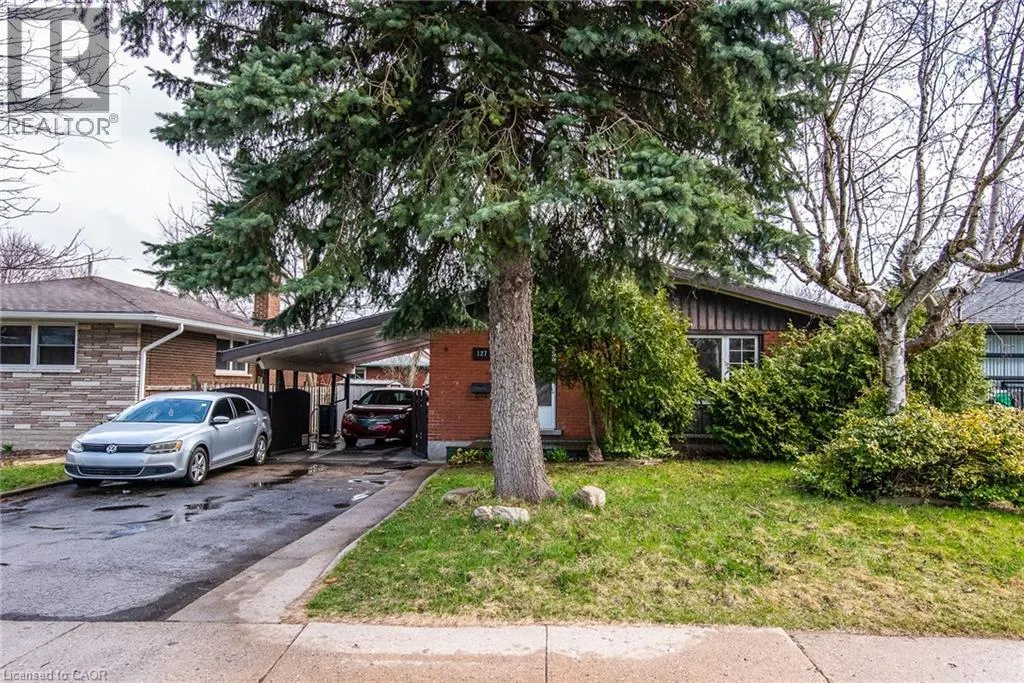127 KINZIE Avenue