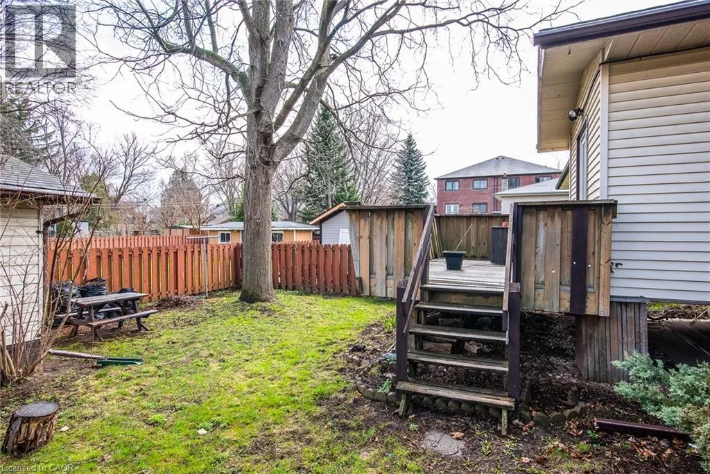 127 KINZIE Avenue