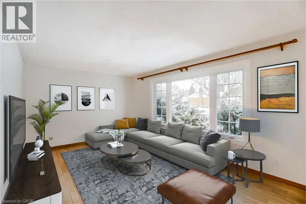 127 KINZIE Avenue