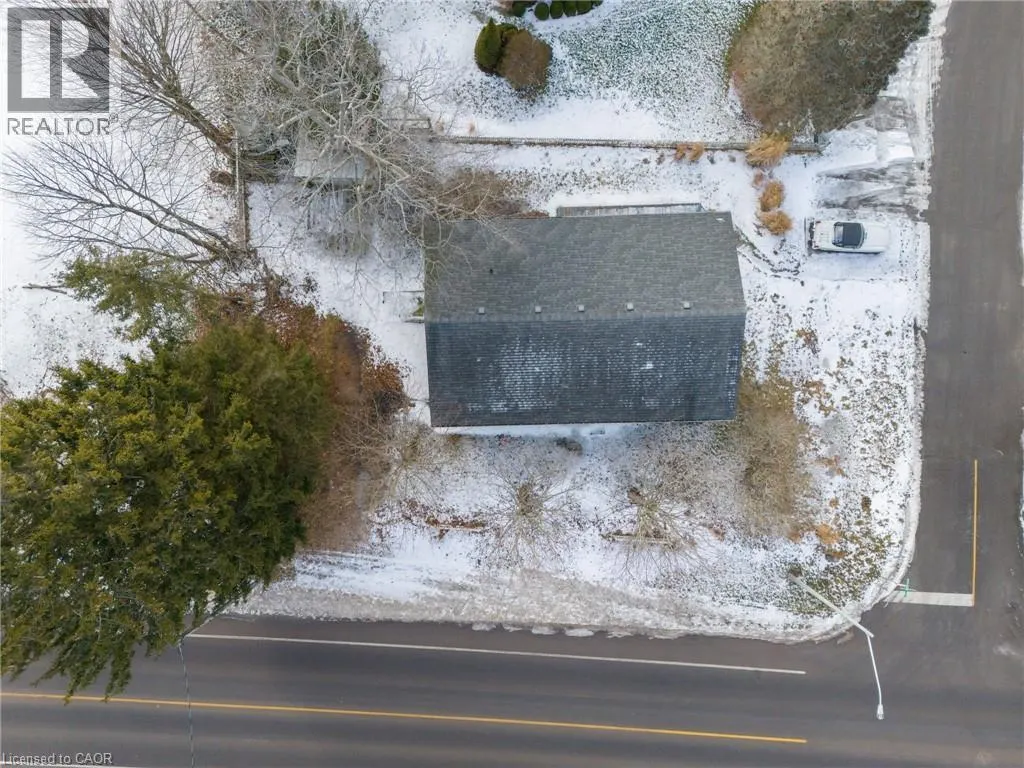 627 NELSON Street W