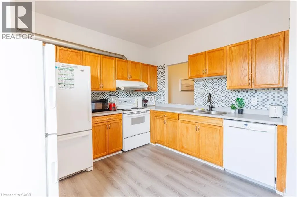 1570 RICHMOND Street Unit# 5, #5