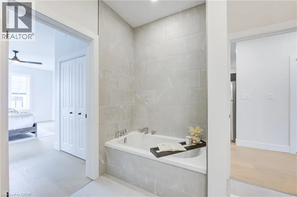 12 WASHINGTON Street Unit# 201, #201