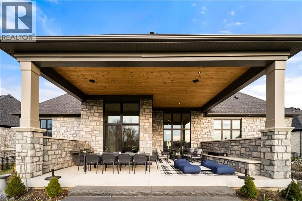 161 HERITAGE LAKE Drive