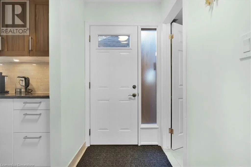 122 LAKESHORE Road Unit# 8, #8