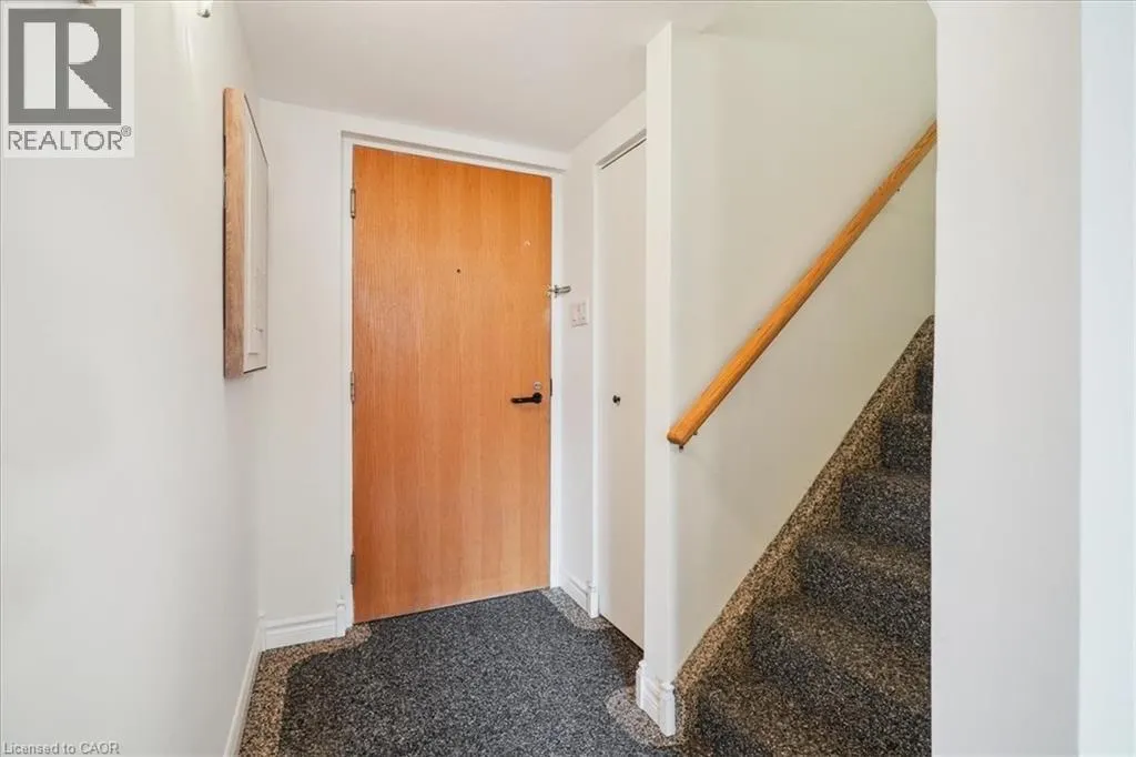 50 MAIN Street Unit# 313, #313