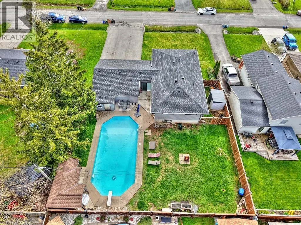 765 GRANDVIEW Road