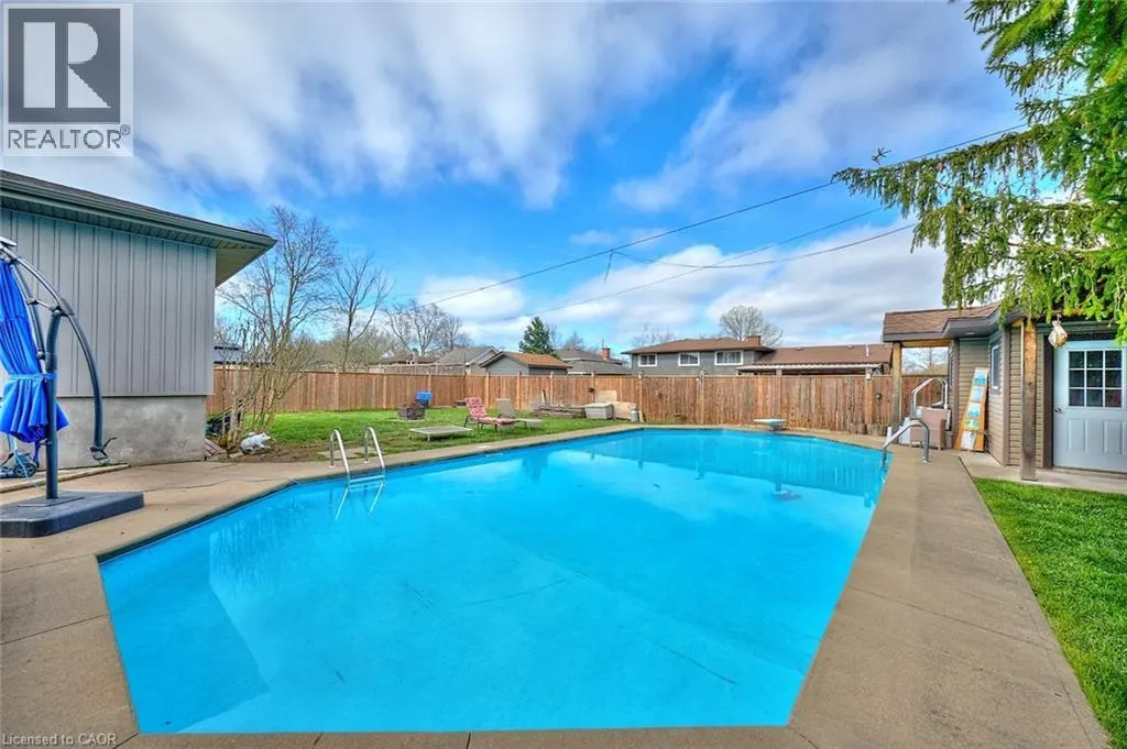 765 GRANDVIEW Road