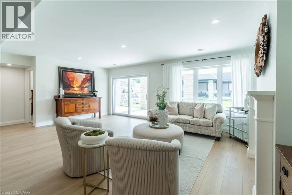 41 BLUENOSE Drive
