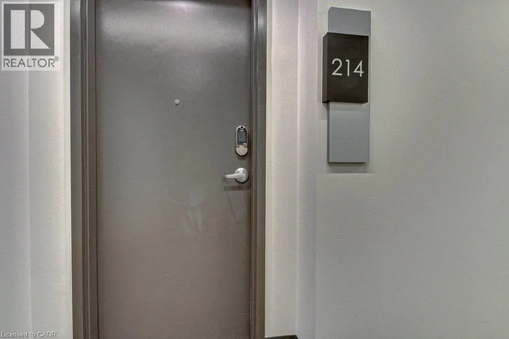38 HARBOUR Street Unit# 214, #214