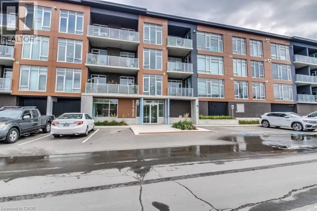 38 HARBOUR Street Unit# 214, #214
