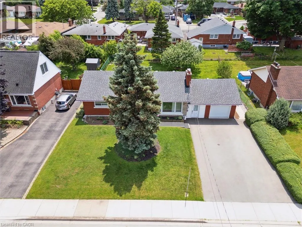 13 MEADOWVALE Avenue