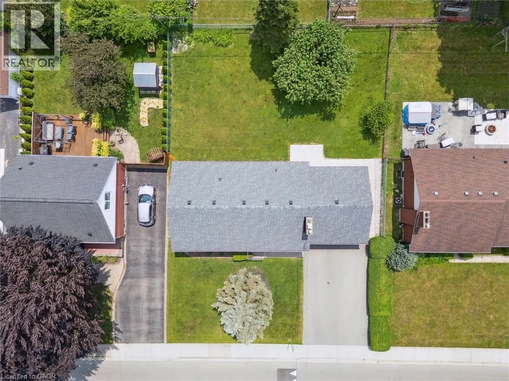 13 MEADOWVALE Avenue