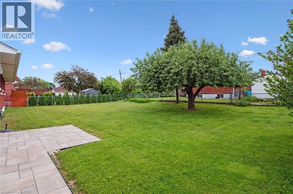 13 MEADOWVALE Avenue