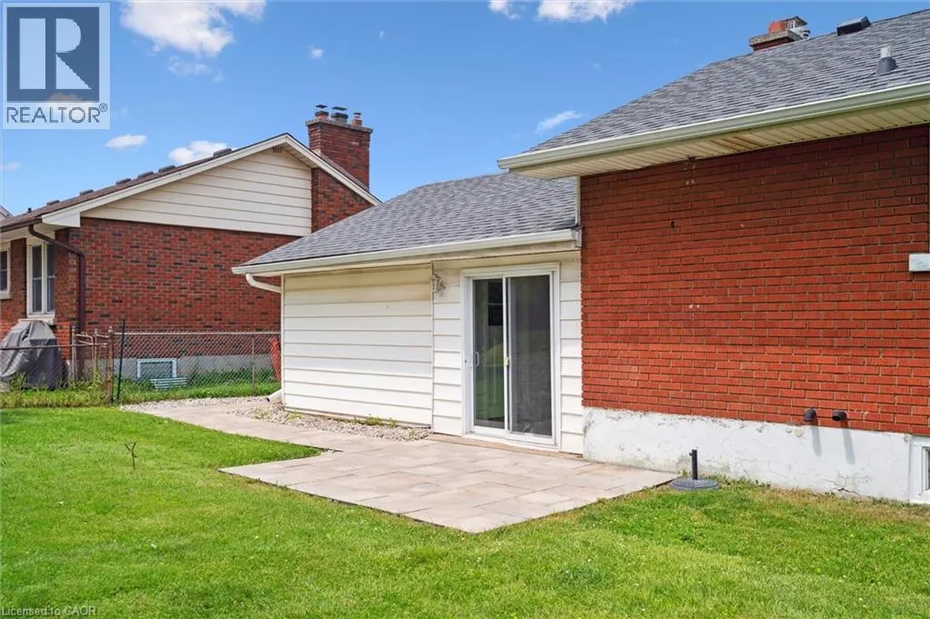 13 MEADOWVALE Avenue