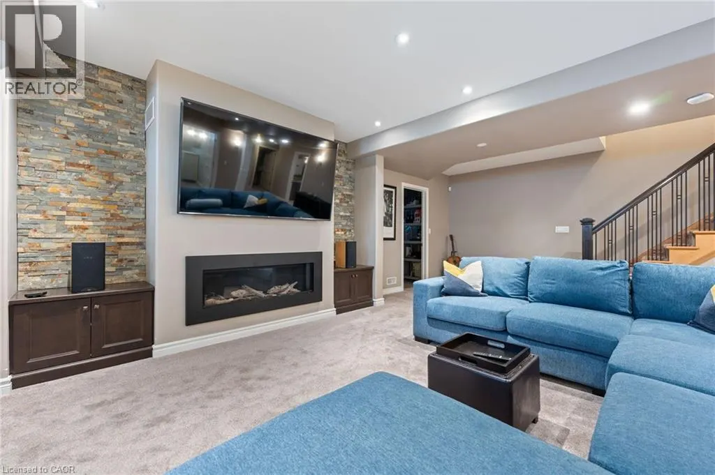 87 ALLANDALE Crescent