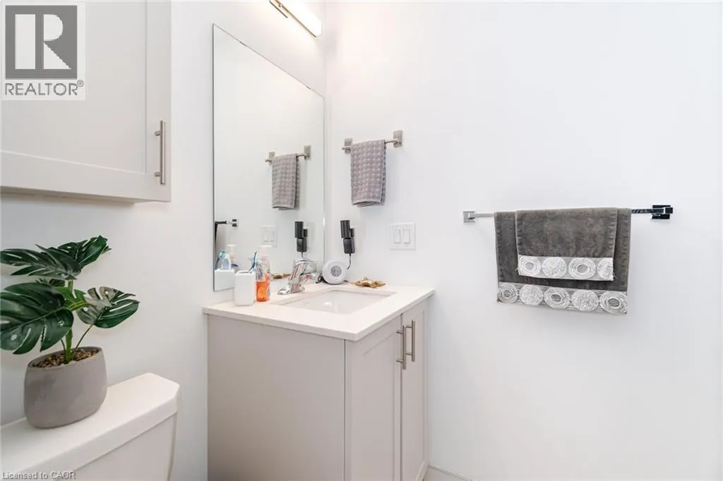 1085 DOUGLAS MCCURDY Common Unit# 111, #111