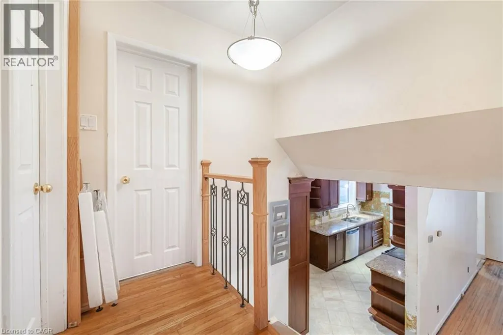 23 GARDENTREE Street