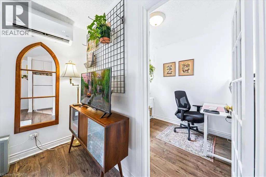 114 VAUGHAN Road Unit# 103, #103