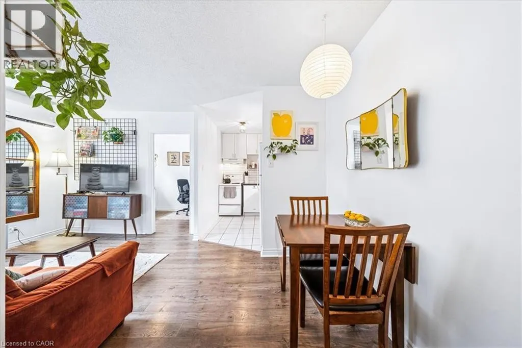 114 VAUGHAN Road Unit# 103, #103