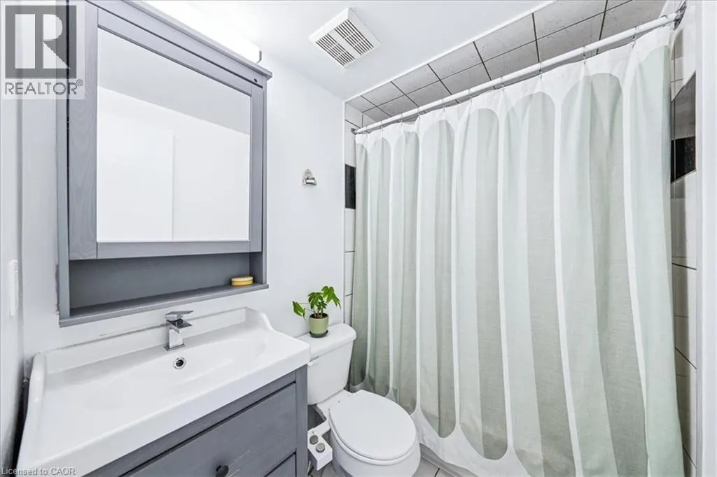 114 VAUGHAN Road Unit# 103, #103