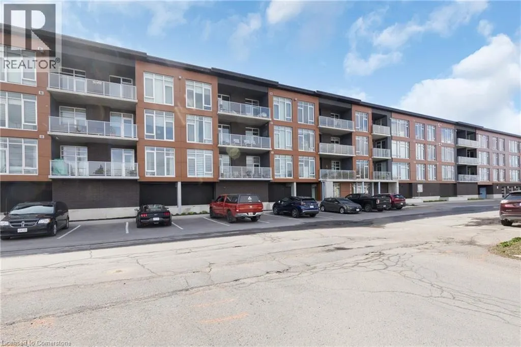 38 HARBOUR Street Unit# 203, #203