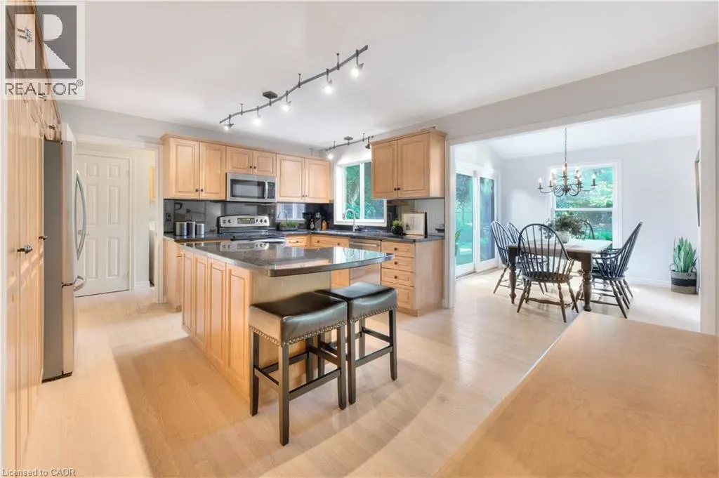 19 HUNTINGWOOD Court