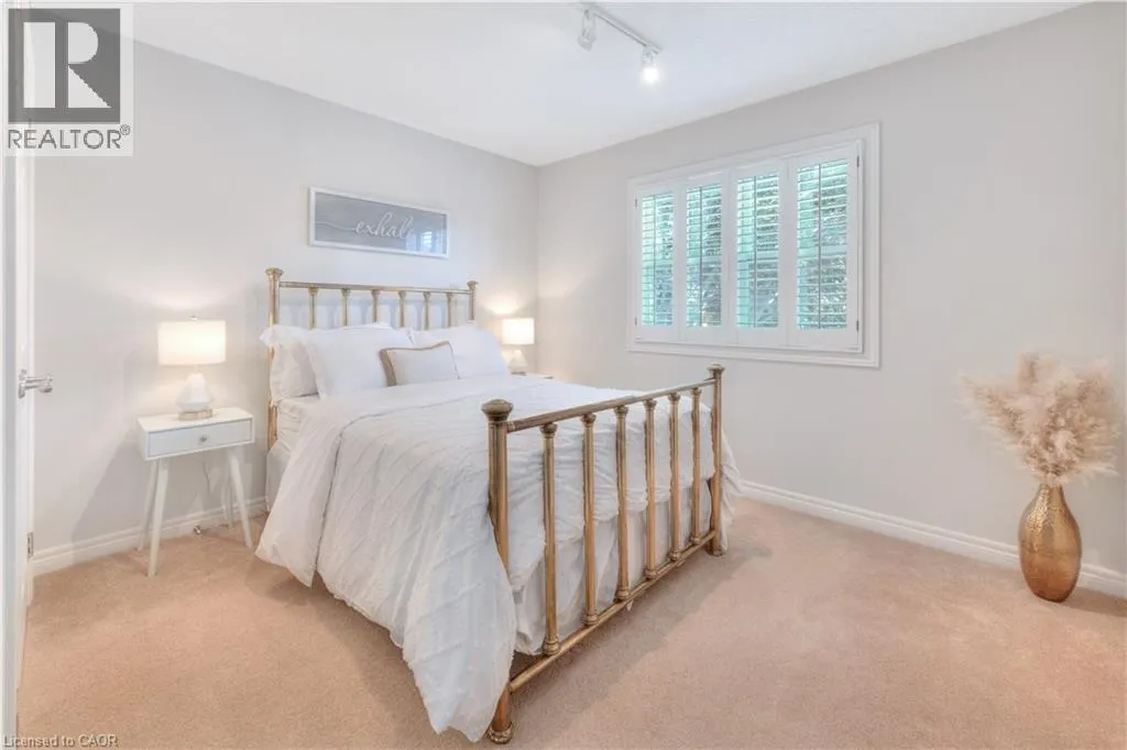 19 HUNTINGWOOD Court