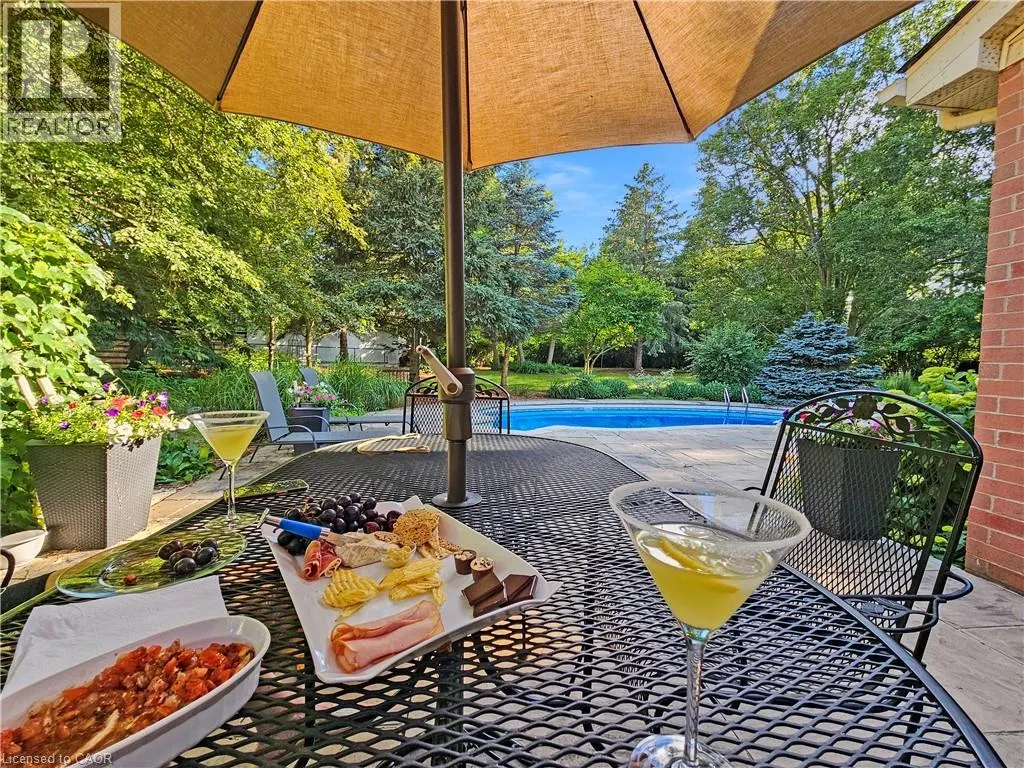 19 HUNTINGWOOD Court
