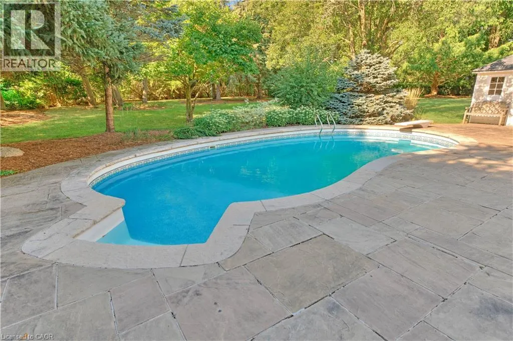 19 HUNTINGWOOD Court