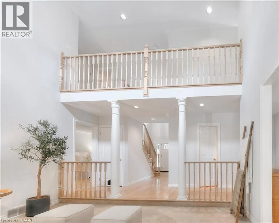 19 HUNTINGWOOD Court