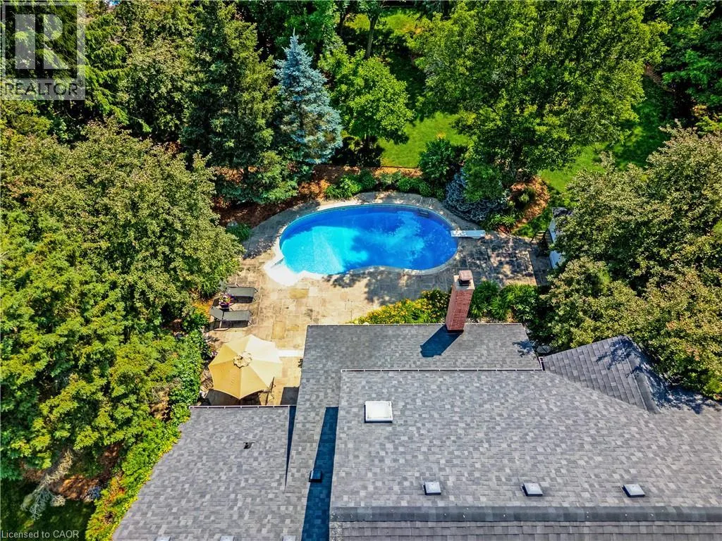 19 HUNTINGWOOD Court