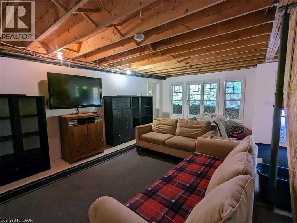 22 SUNRISE BAY Road