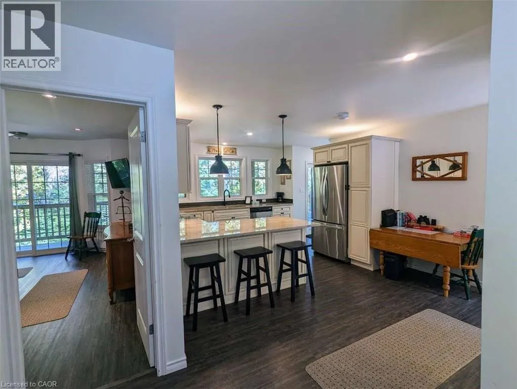 22 SUNRISE BAY Road