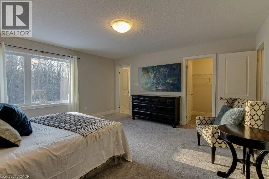 2258 SOUTHPORT Crescent