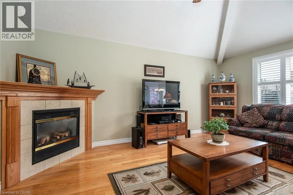 58 ZINKANN Crescent