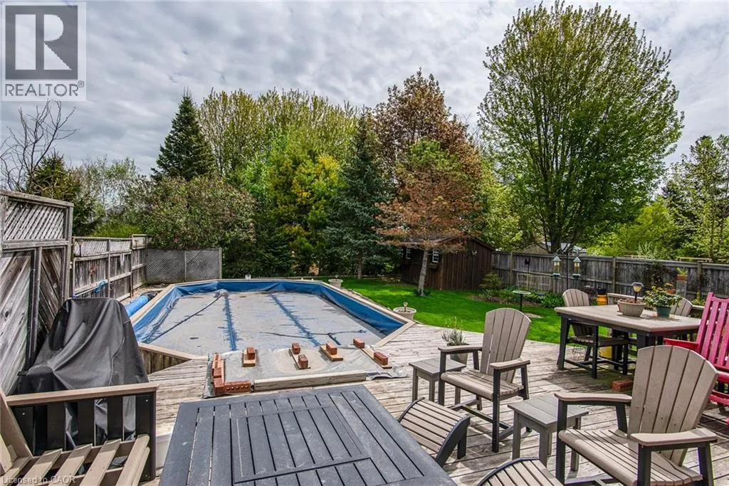 58 ZINKANN Crescent