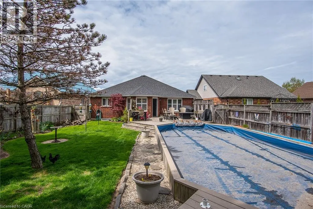 58 ZINKANN Crescent