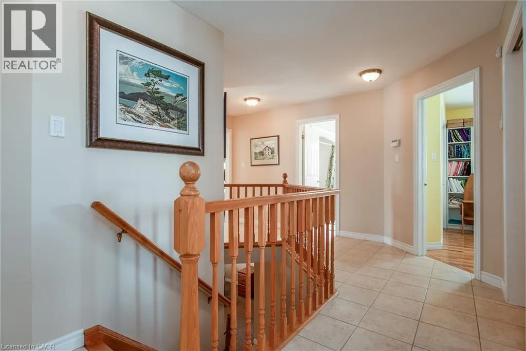 58 ZINKANN Crescent