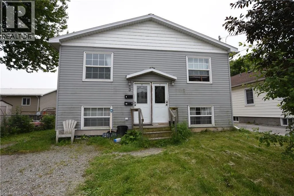 3 ELGIN Street S
