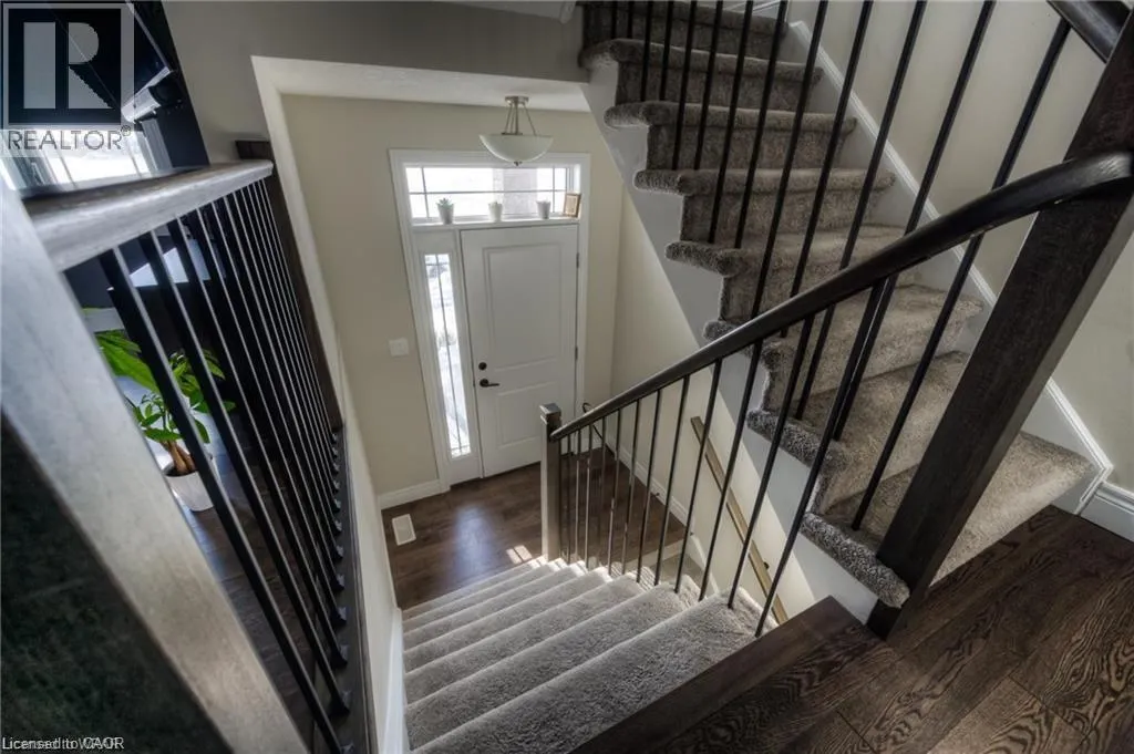 110 LOXLEIGH Lane