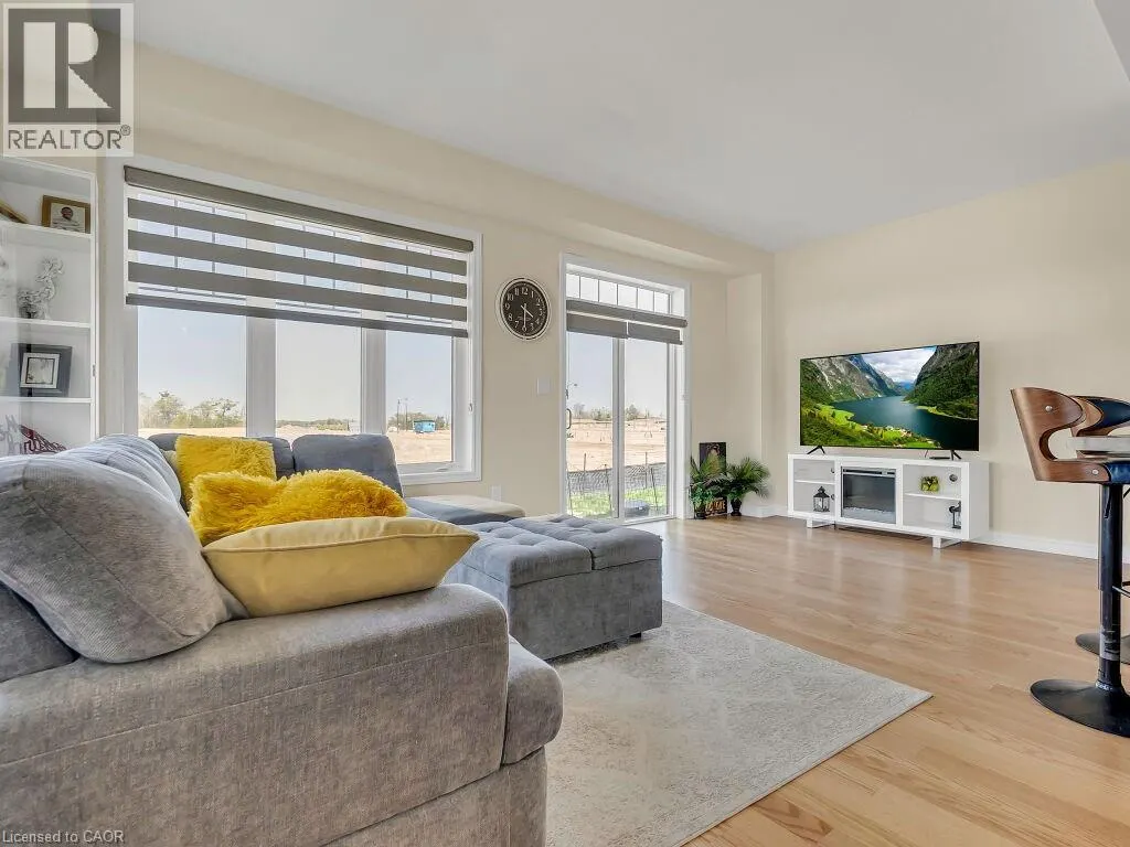 84 RAINBOW Drive