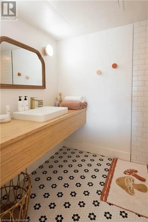 90 HIGHLAND DR Drive Unit# 2250, #2250