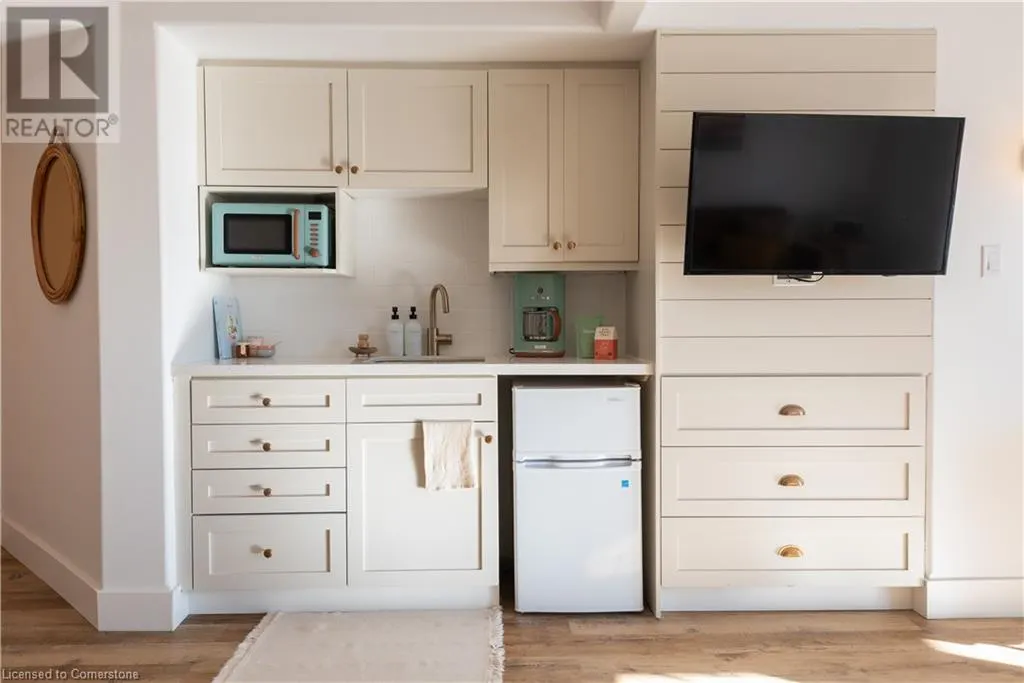 90 HIGHLAND DR Drive Unit# 2250, #2250
