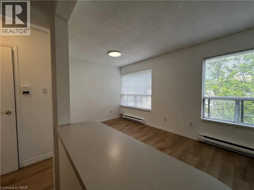 102 GREENSIDES Avenue Unit# 16, #16